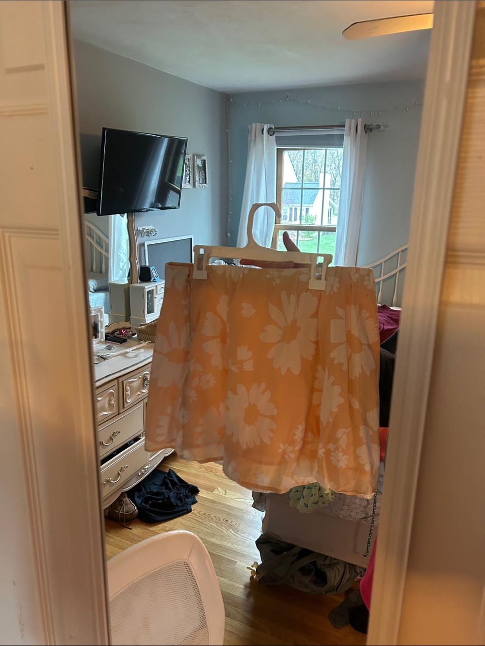 American Eagle Outfitters Yellow Floral Circle Skirt